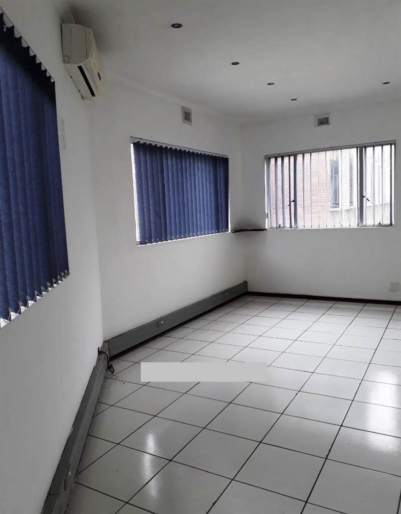 120  m² Commercial space in Pinetown Central photo number 5