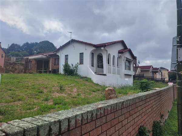 3 Bedroom House 3 Bedroom House