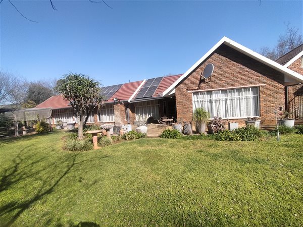 2.1 ha Smallholding 2.1 ha Smallholding
