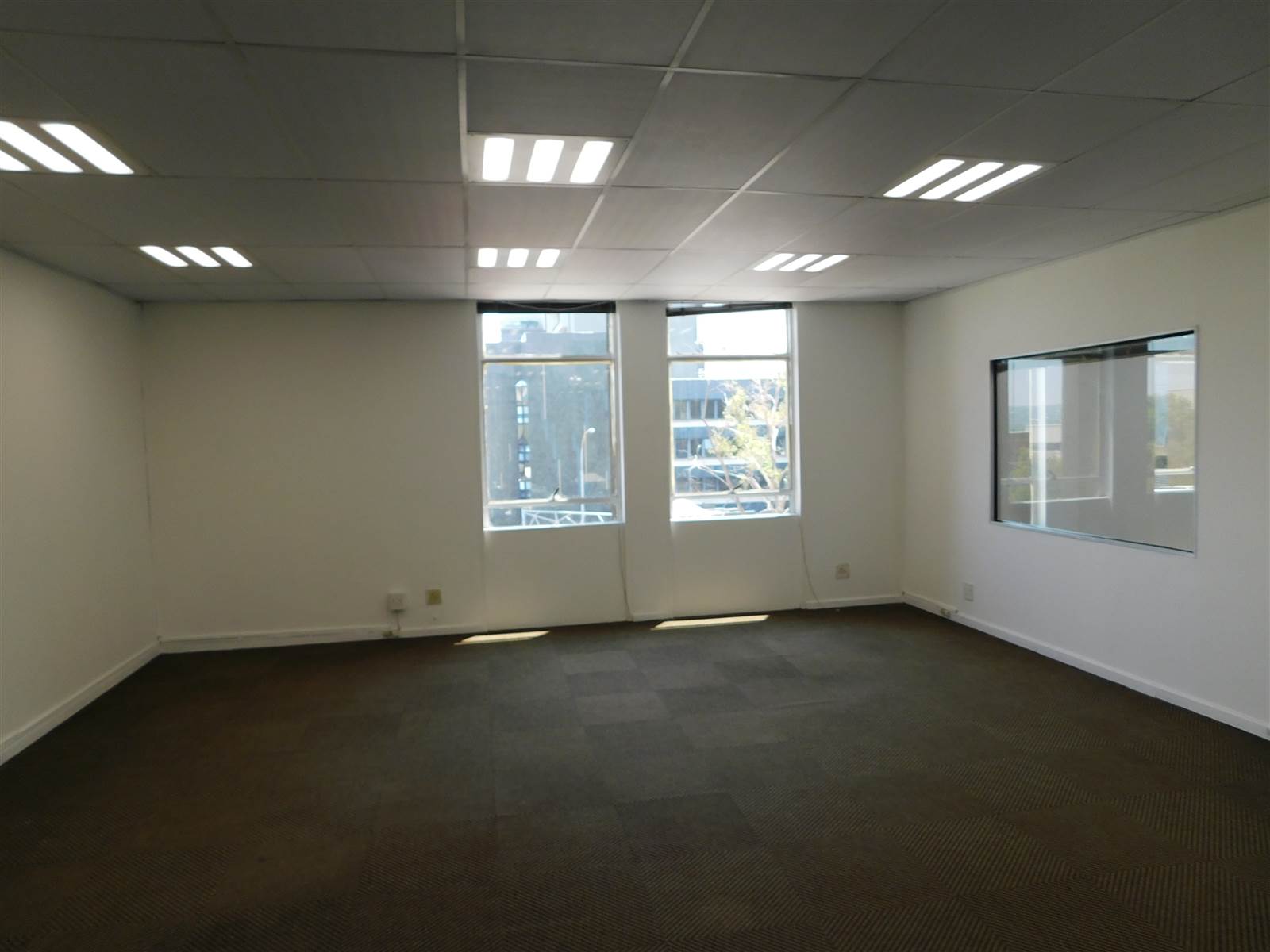 180  m² Commercial space in Rosebank photo number 8