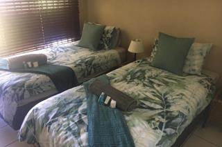 2 Bed Simplex in Ballito photo number 8