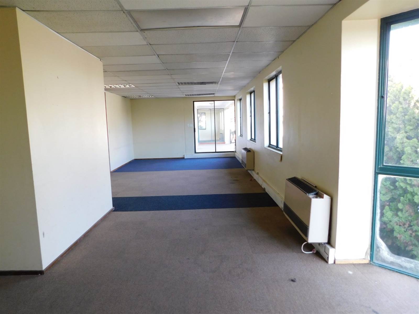 275  m² Commercial space in Randburg Central photo number 10