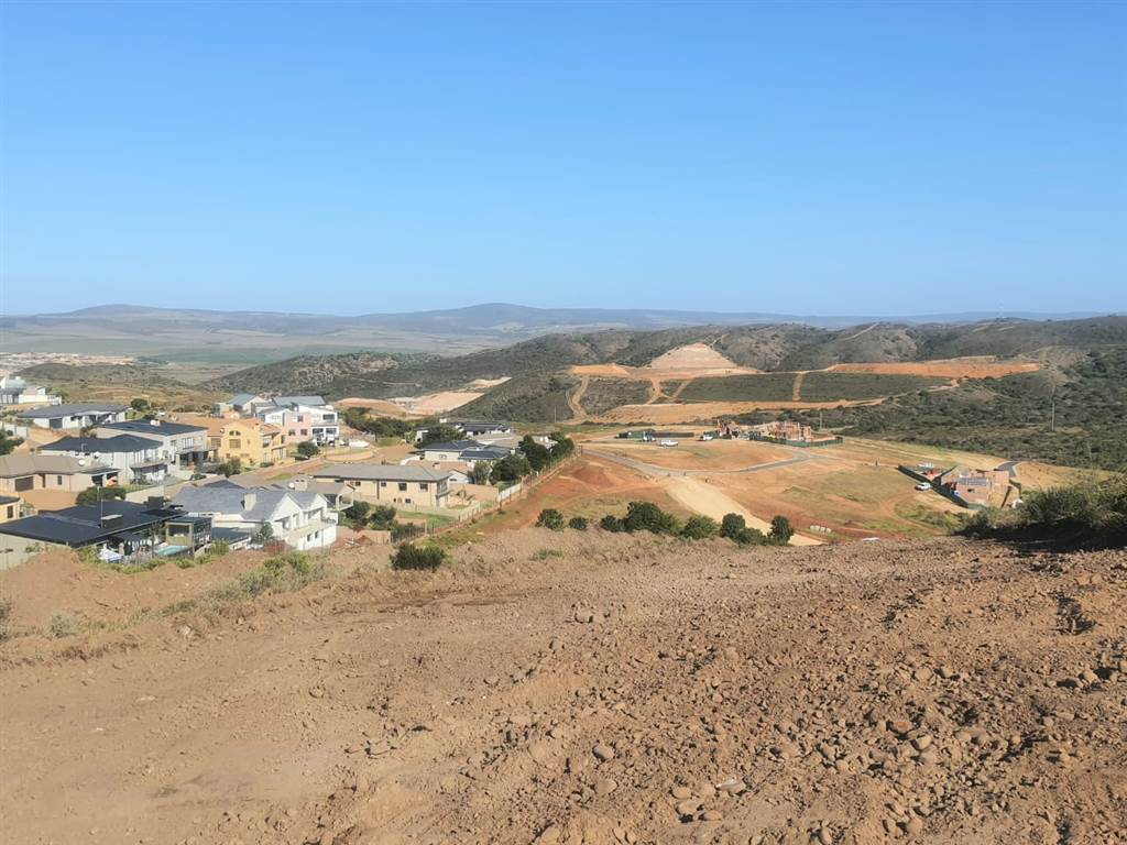1500 m² Land available in Hartenbos photo number 1