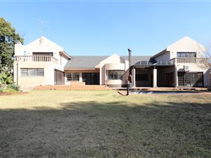 5 Bed House in Presidents Dam