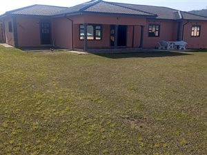4 Bed House in New Hanover