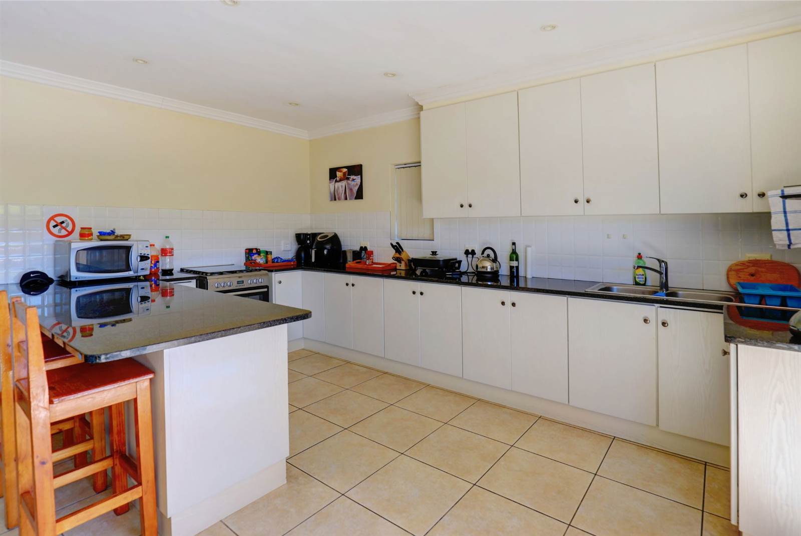 4 Bed House in Mossel Bay Golf Estate photo number 29