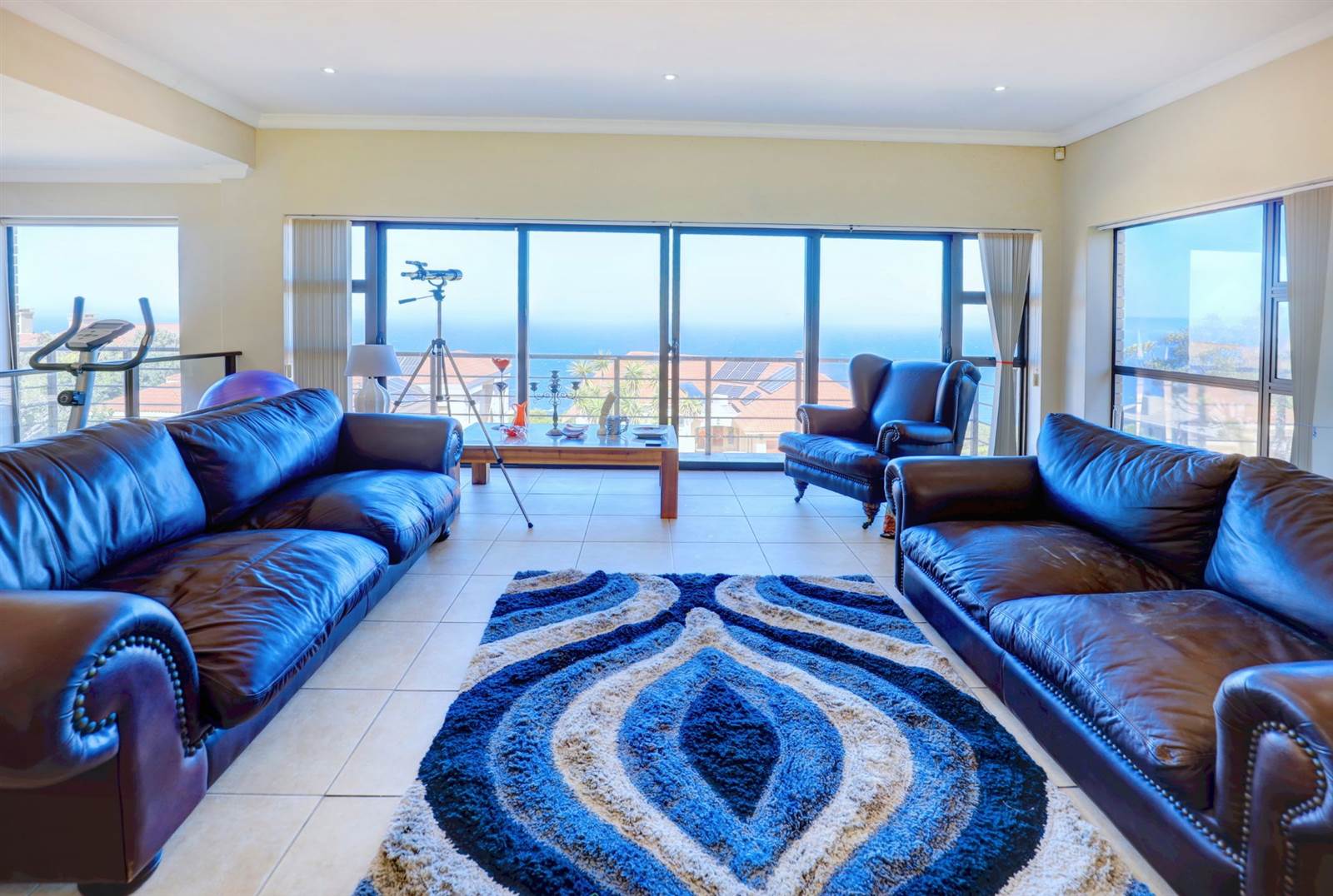 4 Bed House in Mossel Bay Golf Estate photo number 14