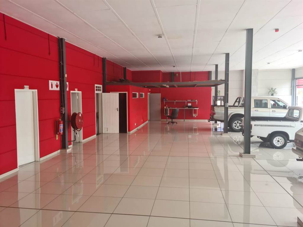 600  m² Commercial space in Benoni Central photo number 2