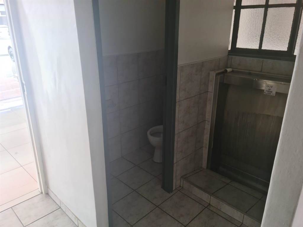 600  m² Commercial space in Benoni Central photo number 19