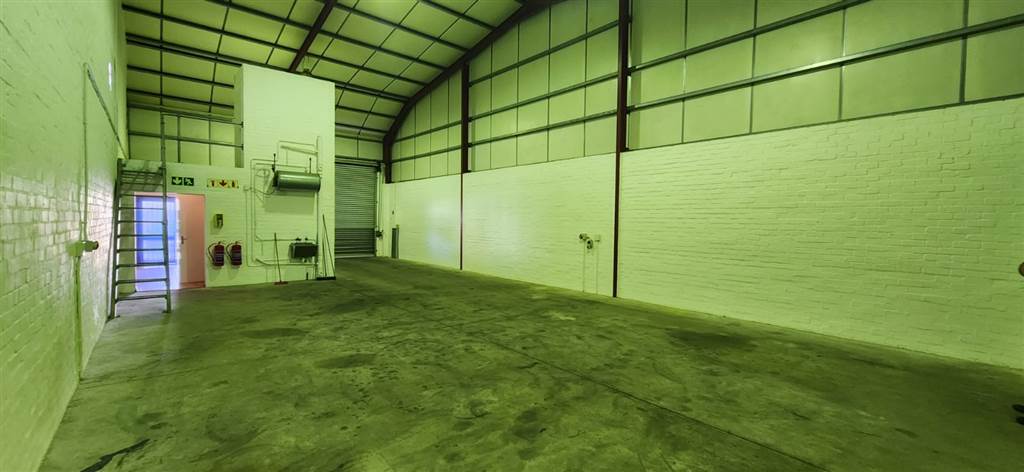 176  m² Industrial space in Paarl photo number 9