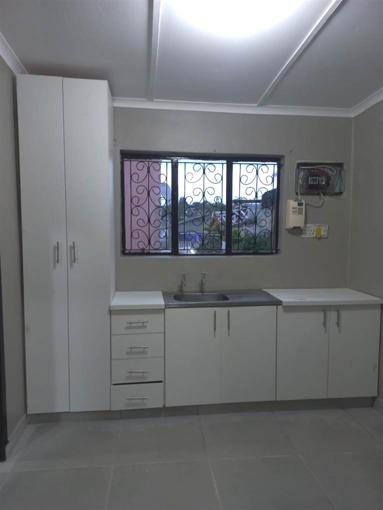 1 Bed House to rent in Montford RR4031328 Private Property