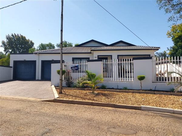3 Bedroom House 3 Bedroom House