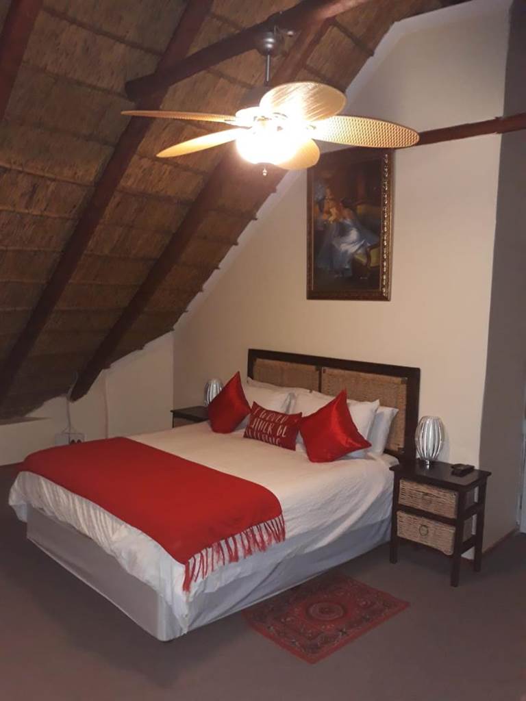 7 Bed House in Elandsfontein AH photo number 11