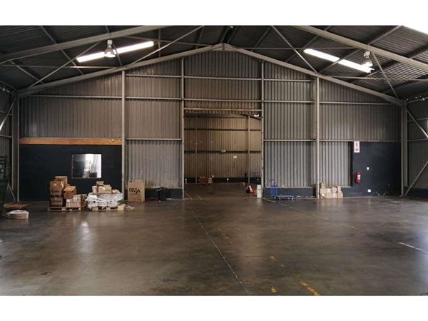 Commercial space in Deal Party
