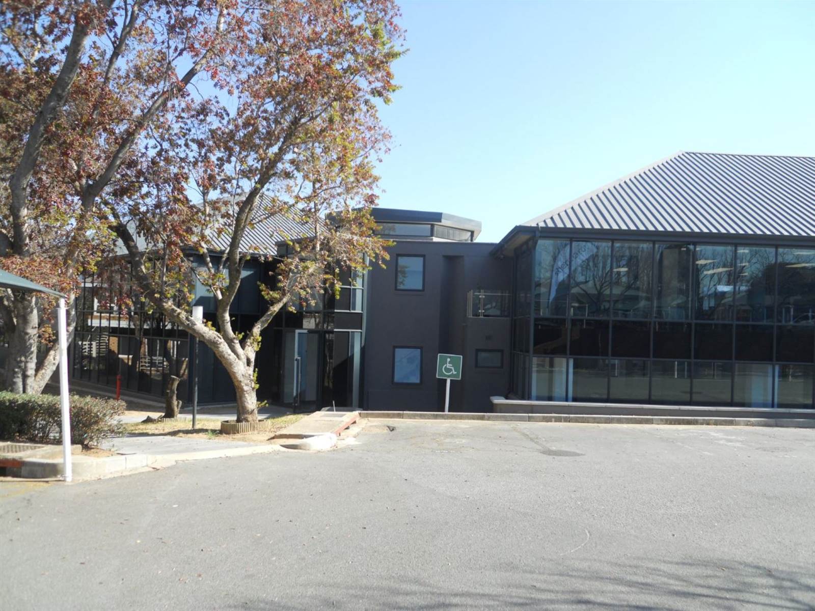 229  m² Office Space in Woodmead photo number 1