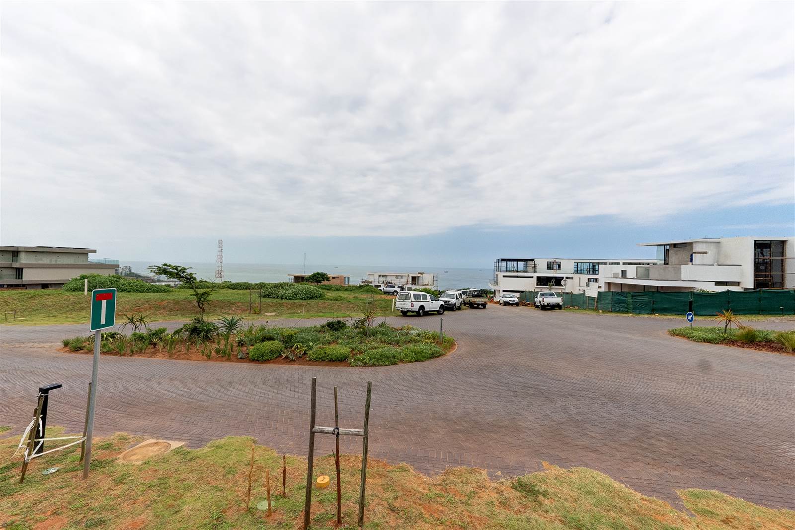 1008 m² Land available in Umhlanga Rocks photo number 5