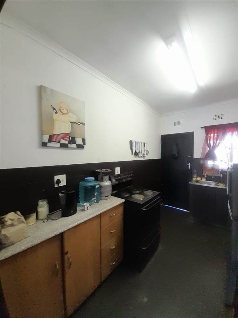 4 Bed House in Boksburg North photo number 16