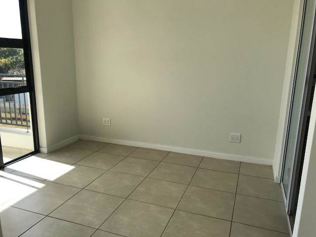 1 Bed Apartment in Modderfontein photo number 20