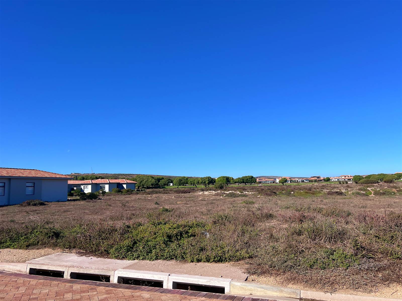 705 m² Land available in Langebaan Country Estate photo number 8