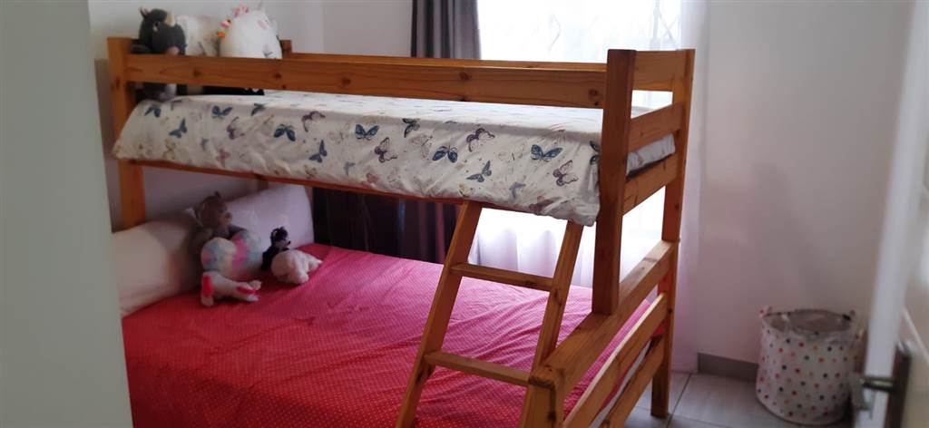 3 Bed Simplex in Amandasig photo number 11