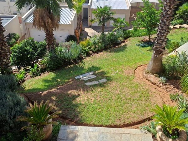 3 Bedroom Townhouse 3 Bedroom Townhouse