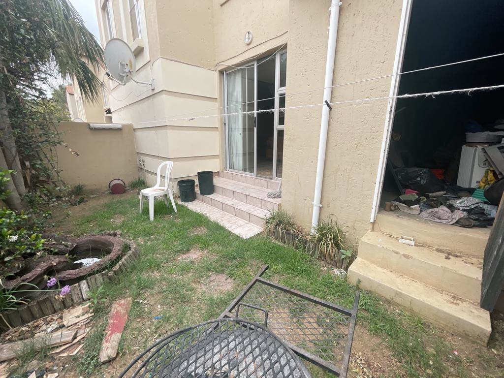 3 Bed Townhouse in Sunninghill photo number 25