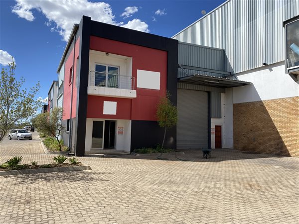 401  m² Industrial space