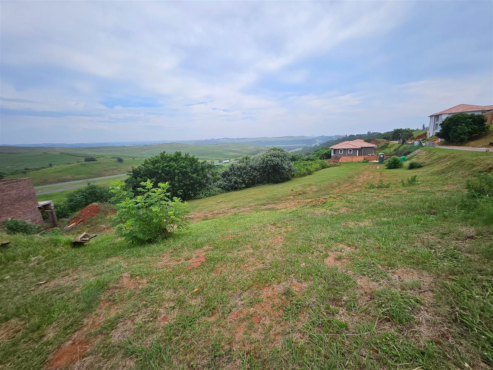 749 m² Land available in Kingsburgh photo number 1