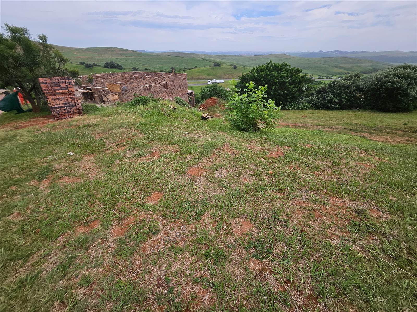 749 m² Land available in Kingsburgh photo number 9