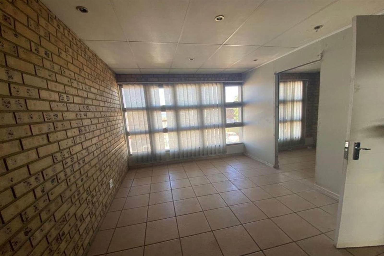 Commercial space in Witbank Central photo number 8