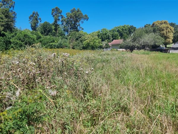 1.8 ha Land available in Heatherlands