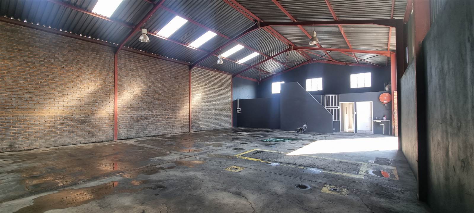 290  m² Industrial space in Anderbolt photo number 10