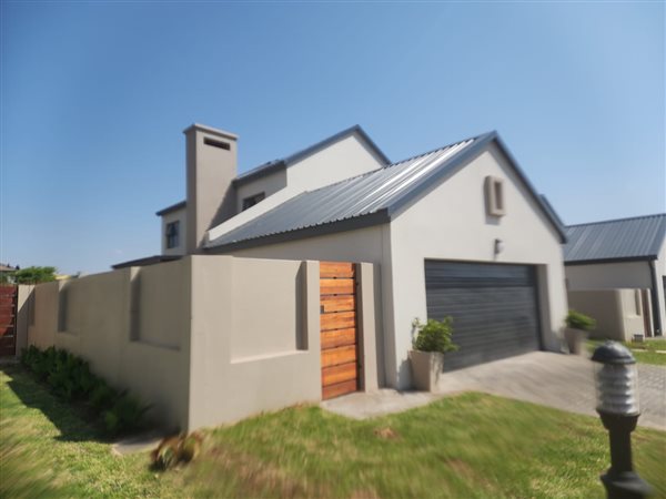 4 Bedroom House 4 Bedroom House