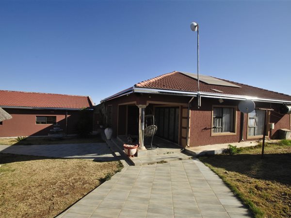 4 Bed House