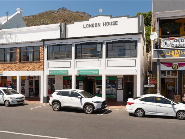 22  m² Commercial space in Simons Town