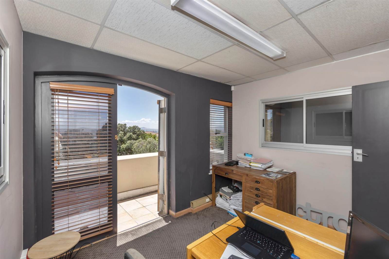 500  m² Commercial space in Vredehoek photo number 29