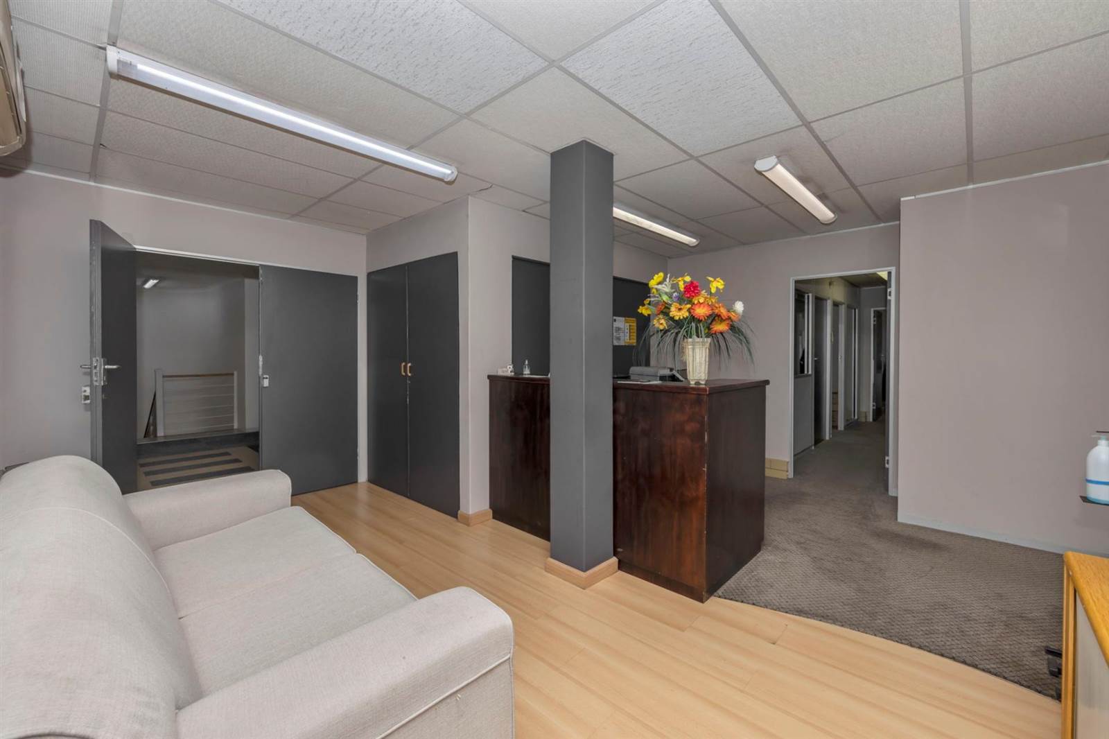 500  m² Commercial space in Vredehoek photo number 15