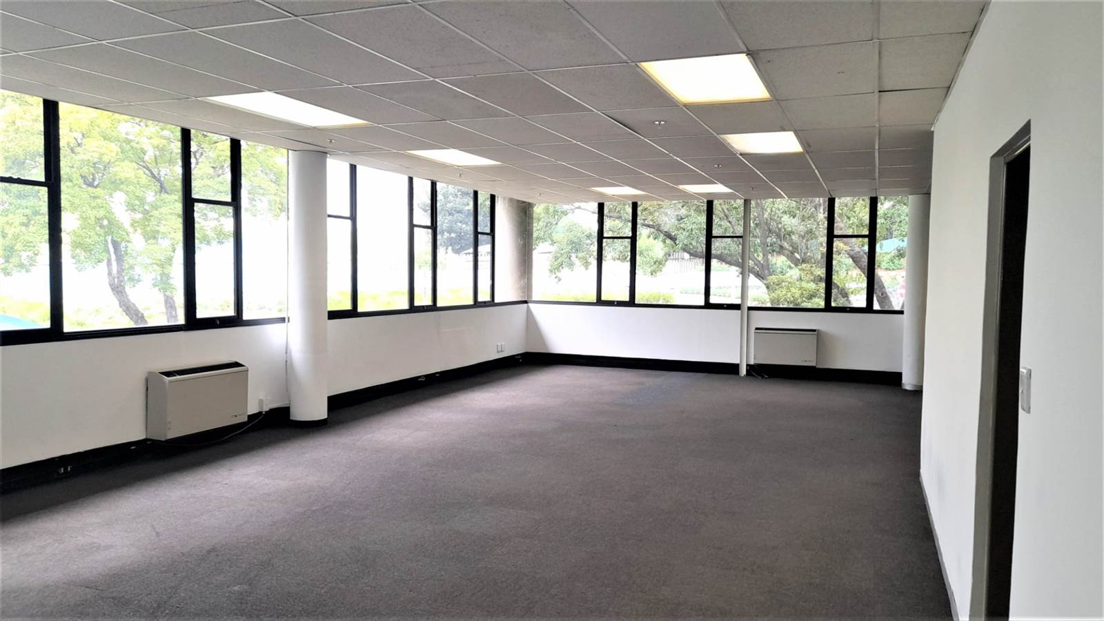 787  m² Commercial space in Isando photo number 20