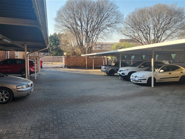 2 Bedroom Townhouse 2 Bedroom Townhouse