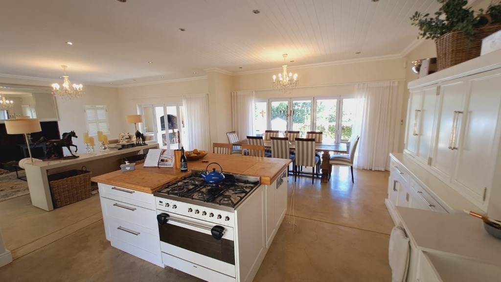 4 Bed House in Riebeek West photo number 2