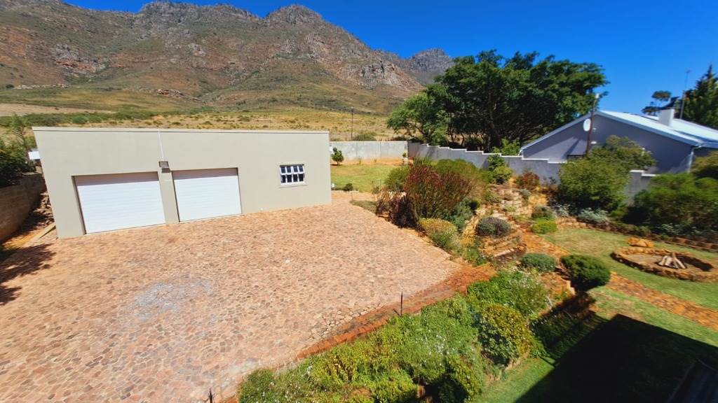 4 Bed House in Riebeek West photo number 13