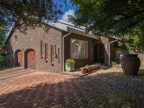 3 Bedroom House 3 Bedroom House