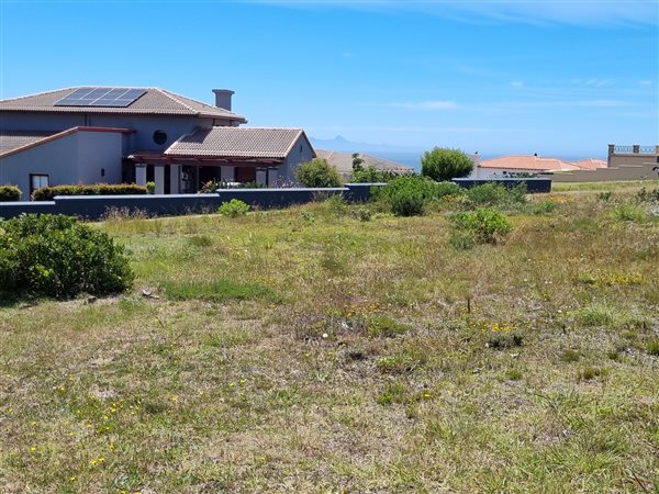 967 m² Land available in Whale Rock Heights
