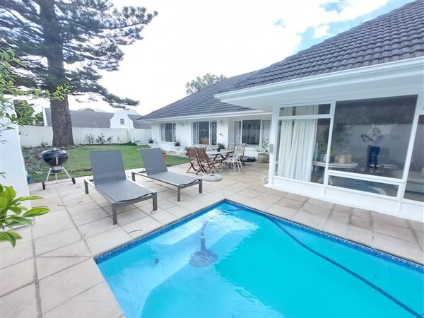 4 Bed House in Eastcliff