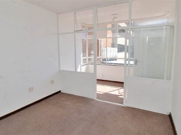 1 Bed Apartment in Marlands