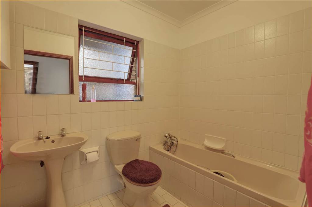 3 Bed House in Mossel Bay Central photo number 25