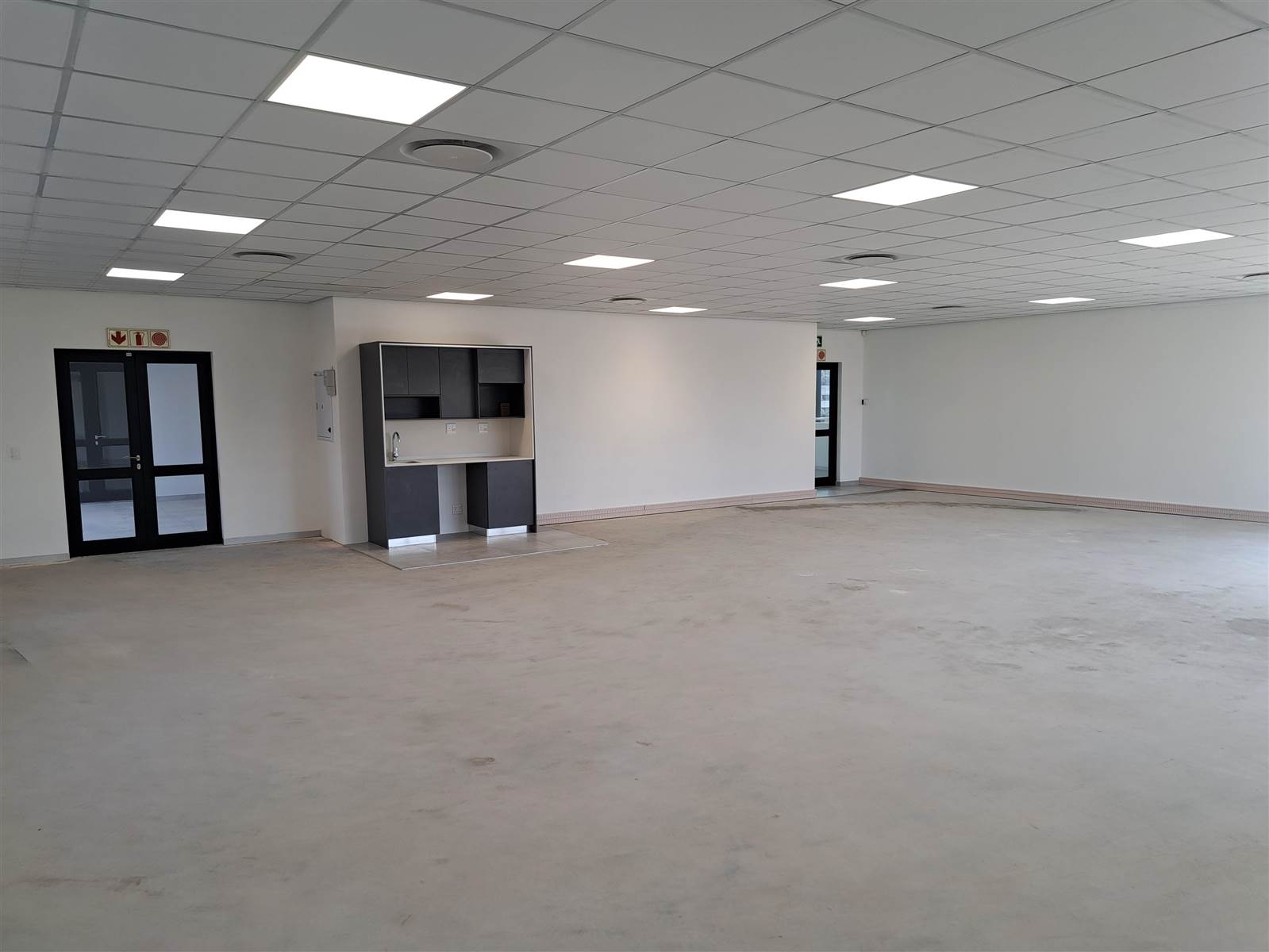 169  m² Commercial space in Durbanville Central photo number 18