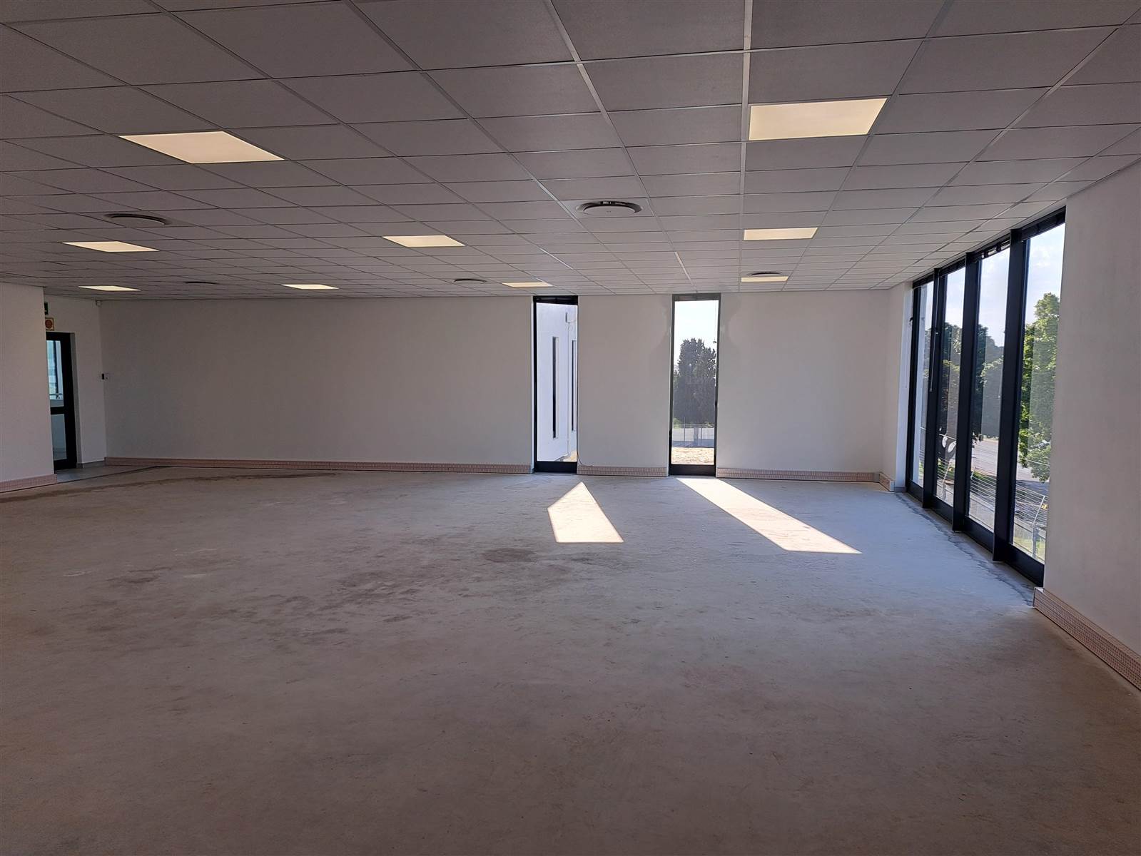 169  m² Commercial space in Durbanville Central photo number 19