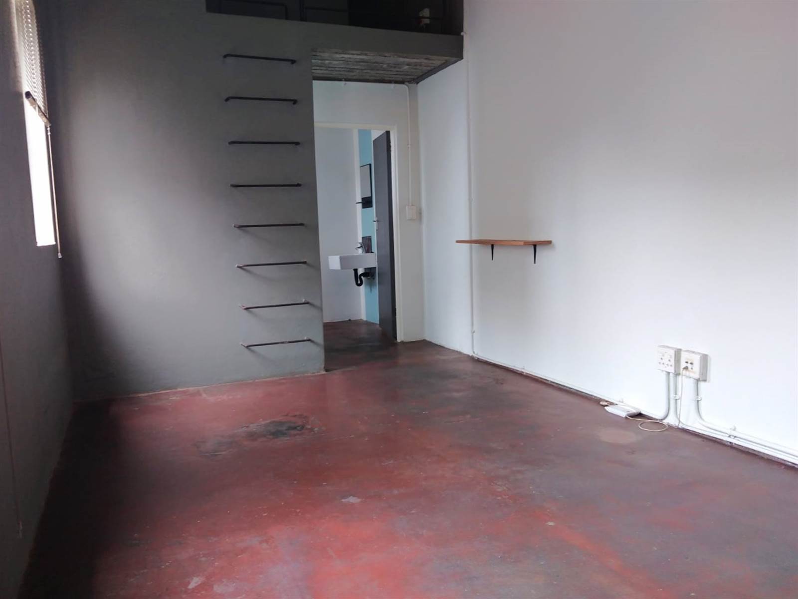 0.5 Bed House in Maboneng photo number 4