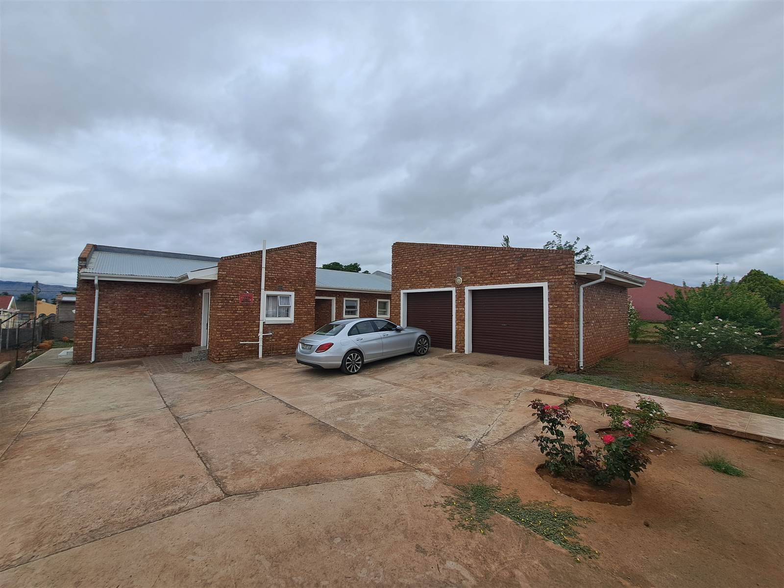 3 Bed House in Mlungisi photo number 1